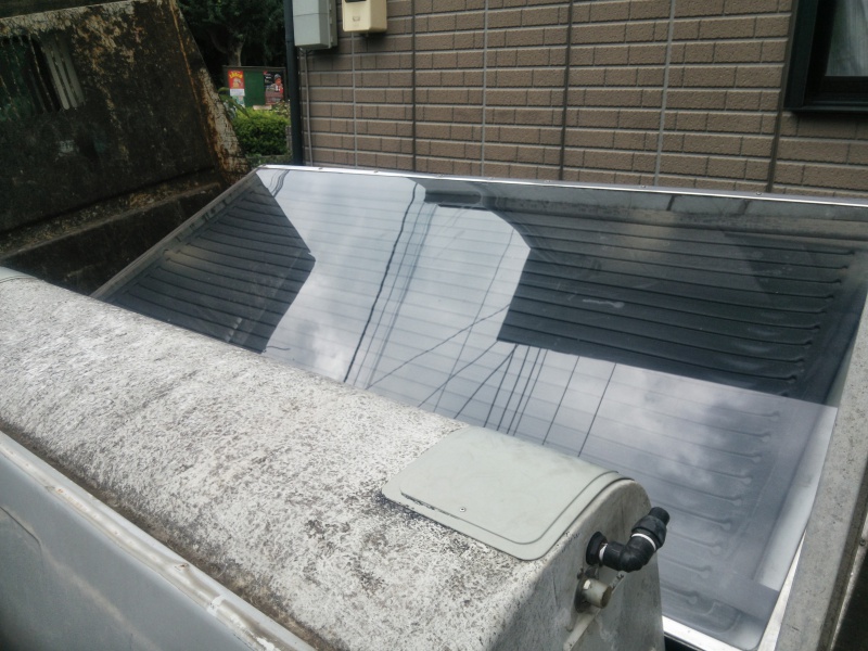 撤去した太陽熱温水器