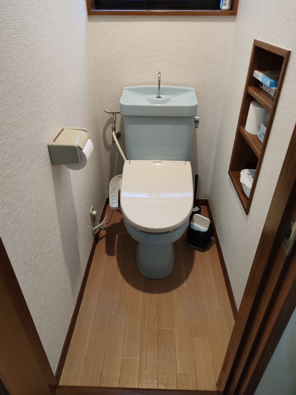 1階トイレ手すり設置前