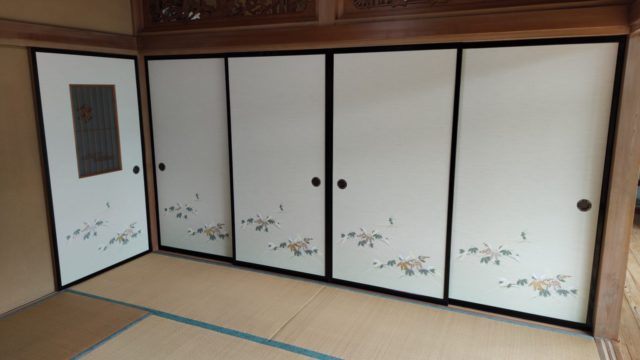襖張替え後