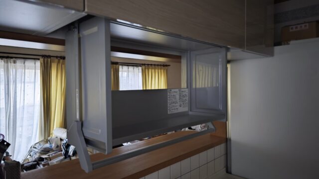 八王子市椚田町 築23年戸建て／故障した電動昇降吊戸棚をクリナップ ステディア ハンドムーブ 収納タイプ照明付+吊戸棚へ入替えの施工例