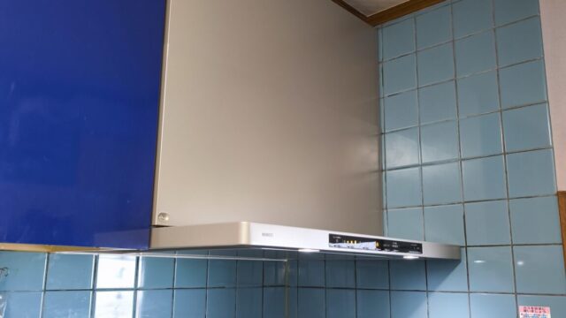 相模原市南区新磯野 築28年戸建て／プロペラファンからノーリツ クララ コンロ連動なし 75cm ウォームシルバー NFG7S25MSVへ入替えの施工例