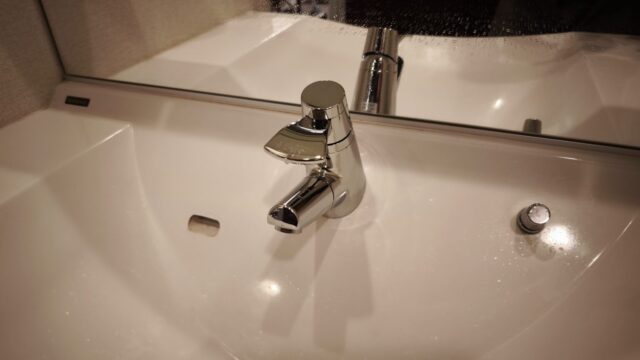 町田市南大谷 築20年分譲マンション／松下電工 洗面台 ハイステージのシングルレバー混合水栓をパナソニック CQ923BZ2 へ交換の施工例